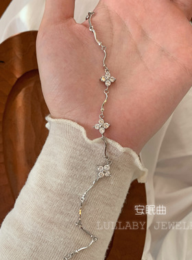 七夕送礼！999足银四叶草手链