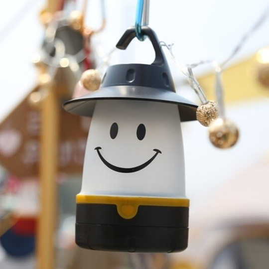 出口韩国LED野营灯小夜灯笑脸户外装饰挂灯帐篷钉提灯马灯公园党