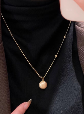 轻奢小众方糖珍珠吊坠项链女