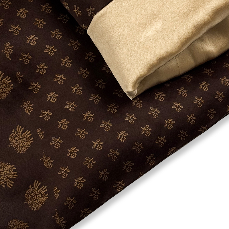 『一品』詹祥和·香云纱国风鹅绒服秋冬保暖上衣百搭简约 - 图1