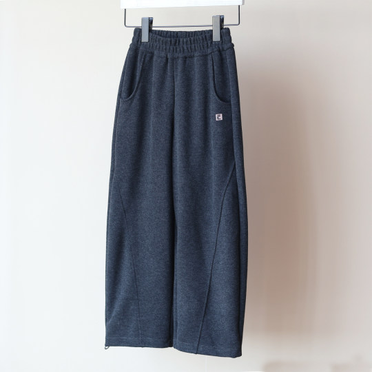 25年秋冬款糯米绒加绒加厚款女中大童宽松休闲版型弯刀裤香蕉裤