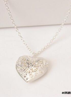 项饰简约可打开爱心相框项链新款