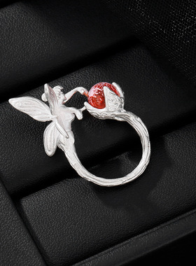 法国Chrry Koop复古神秘小精灵戒指女公主风银饰设计散发光芒