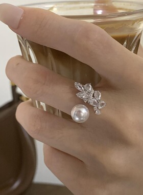 法国chrry koops925银高奢精工极光正圆澳白雀翎满钻珍珠戒指高碳