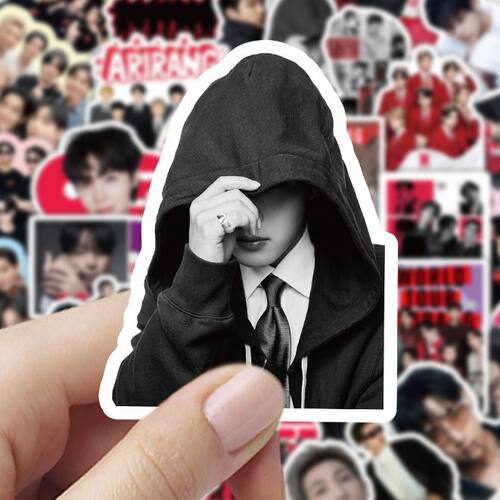 102张男团BTS贴纸氛围感偶像男神周边帅照diy桌面手机壳贴画自粘 - 图1