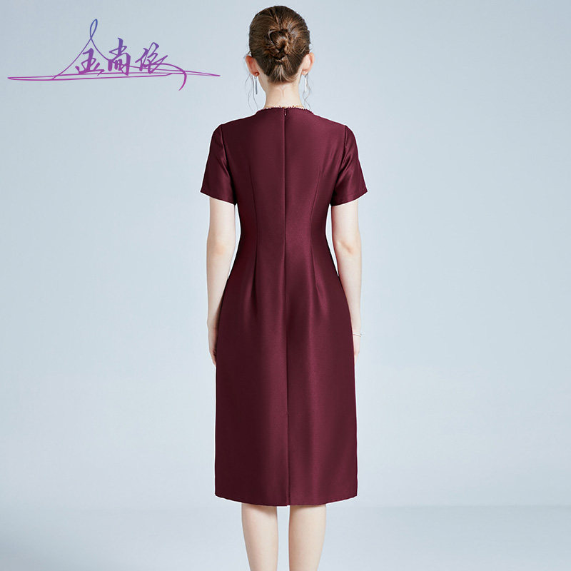 新中式喜婆婆婚宴装礼服2024夏季新款钉珠亮片设计旗袍短袖连衣裙