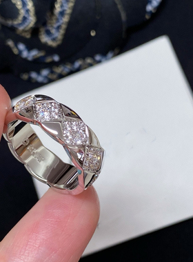 高质量菱格条纹宽镶钻戒指环玫瑰金欧美复古女时尚铜镀厚金女时髦