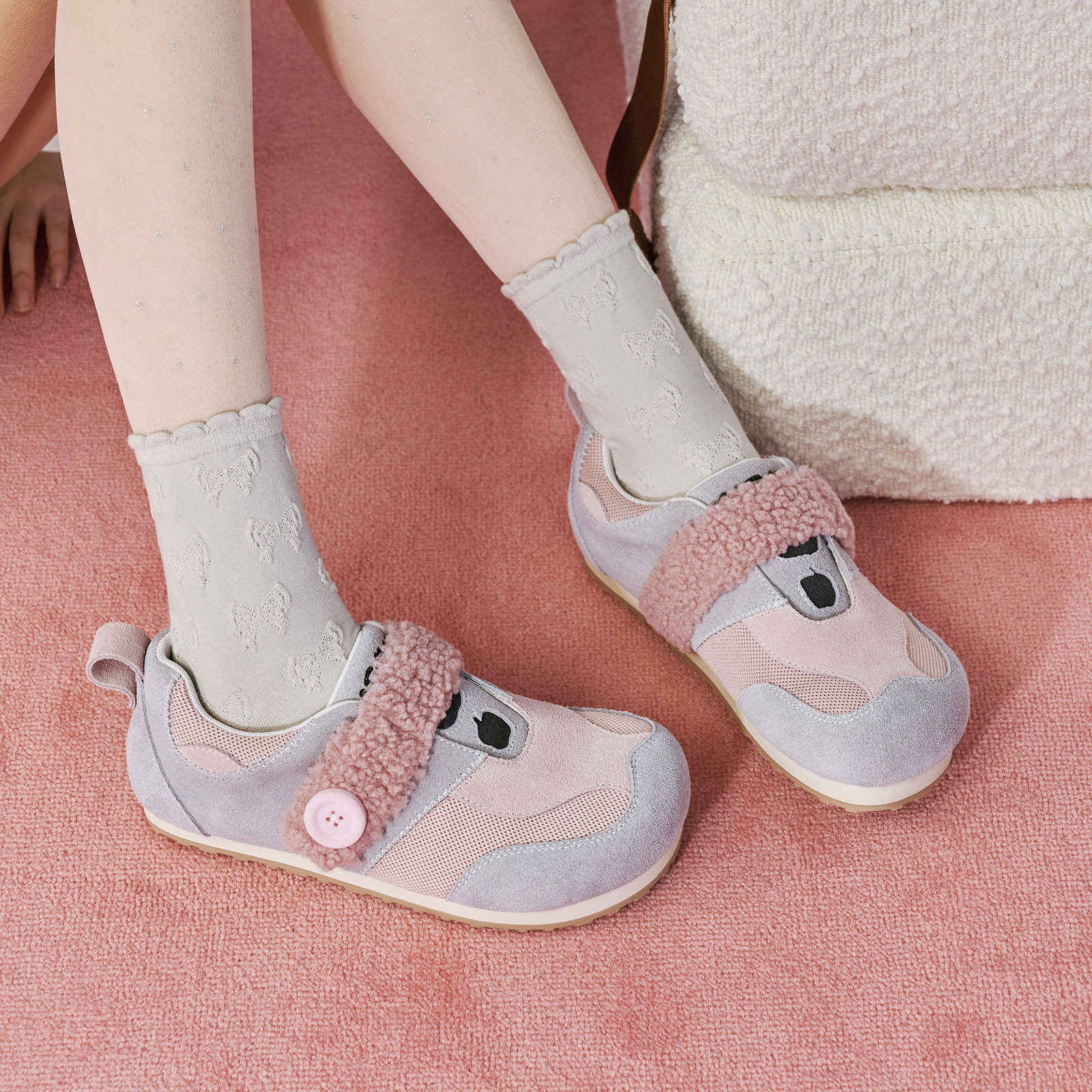 玛速主义2025年春季新款时尚魔术贴休闲鞋圆头百搭单鞋轻便平底鞋,淘宝优惠券,粉丝福利购,淘宝优惠卷