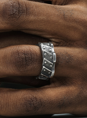 GRGRS925纯银盔甲做旧指戒