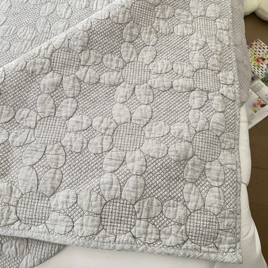 清仓特价外贸出口绗缝被床盖三件套太阳花夹棉水洗纯棉床单四季Fl