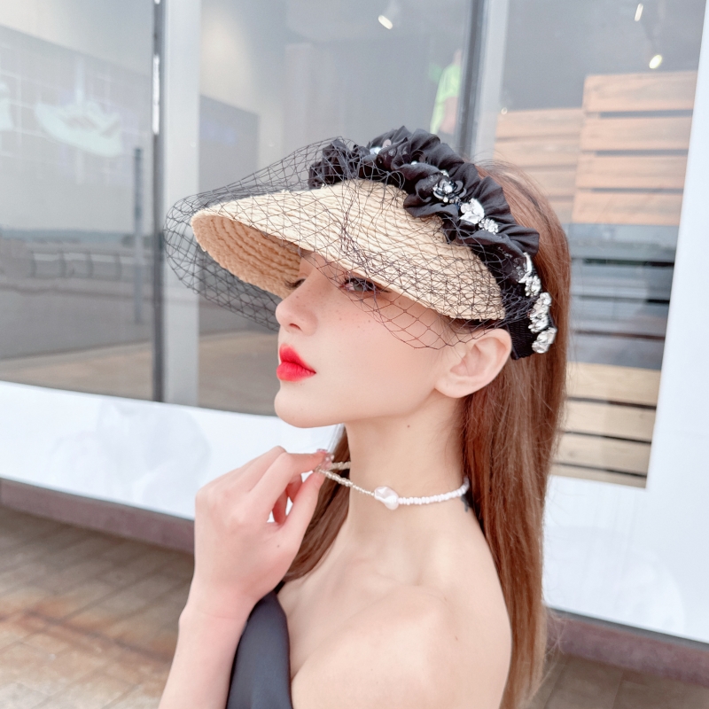 Wangbei 春夏设计师款面纱发箍式空顶帽褶皱钻饰遮阳拉菲草鸭舌帽