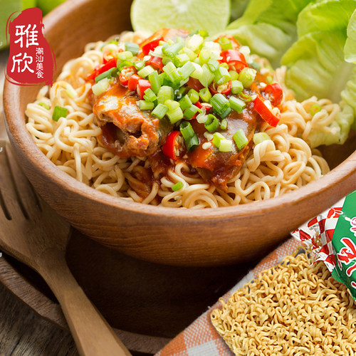 幸运蟹皇面 蟹黄味蟹王干吃方便面潮汕特产老款70克整箱27包包邮 - 图1