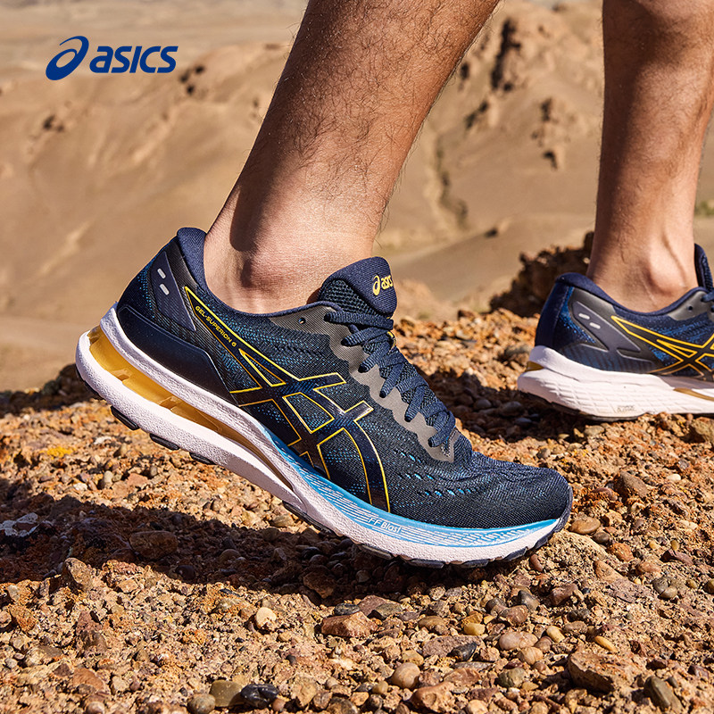 asics跑步鞋