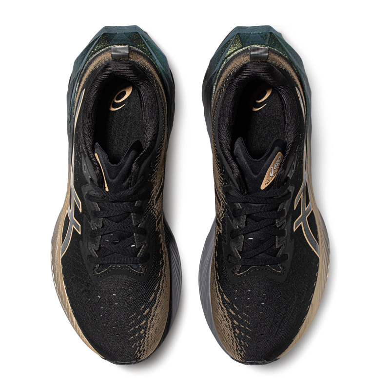  asics跑步鞋