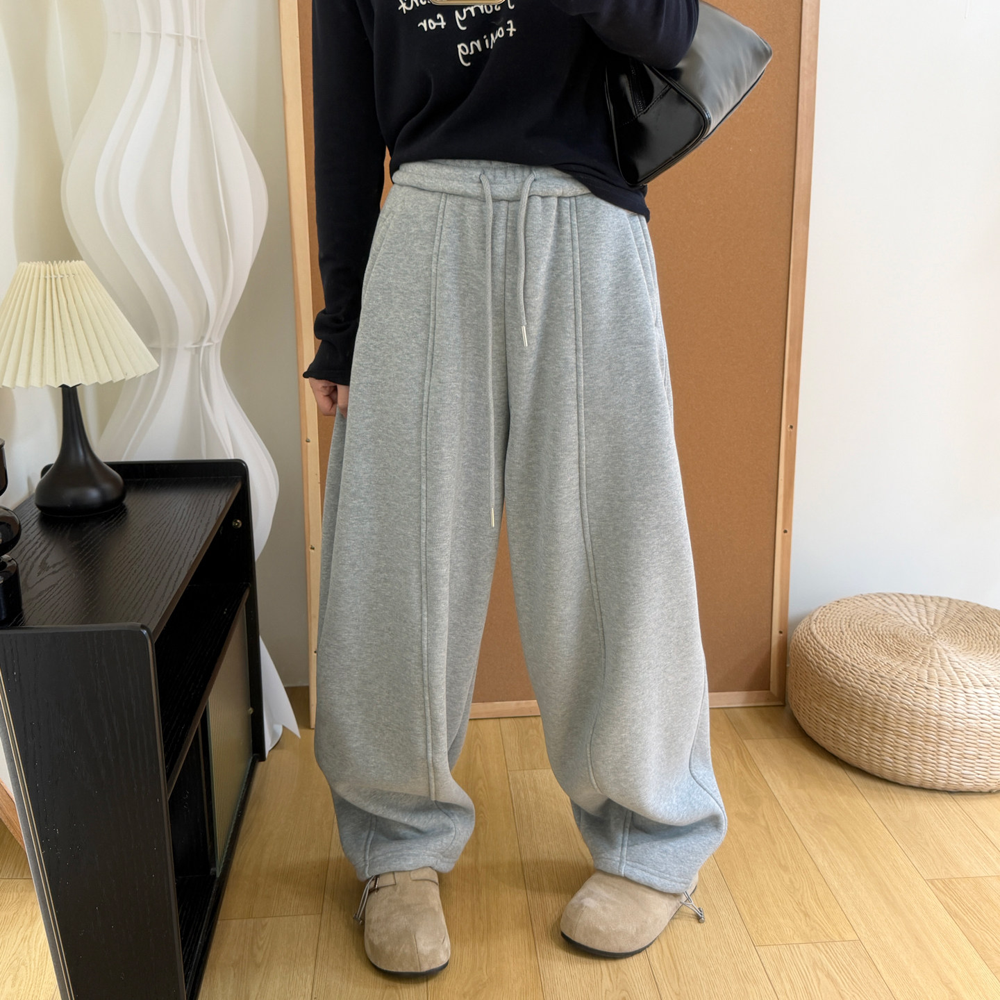 慵懒风抽绳阔腿束脚两穿卫裤女冬季松紧腰加绒加厚保暖纯色休闲裤,淘宝优惠券,粉丝福利购,淘宝优惠卷