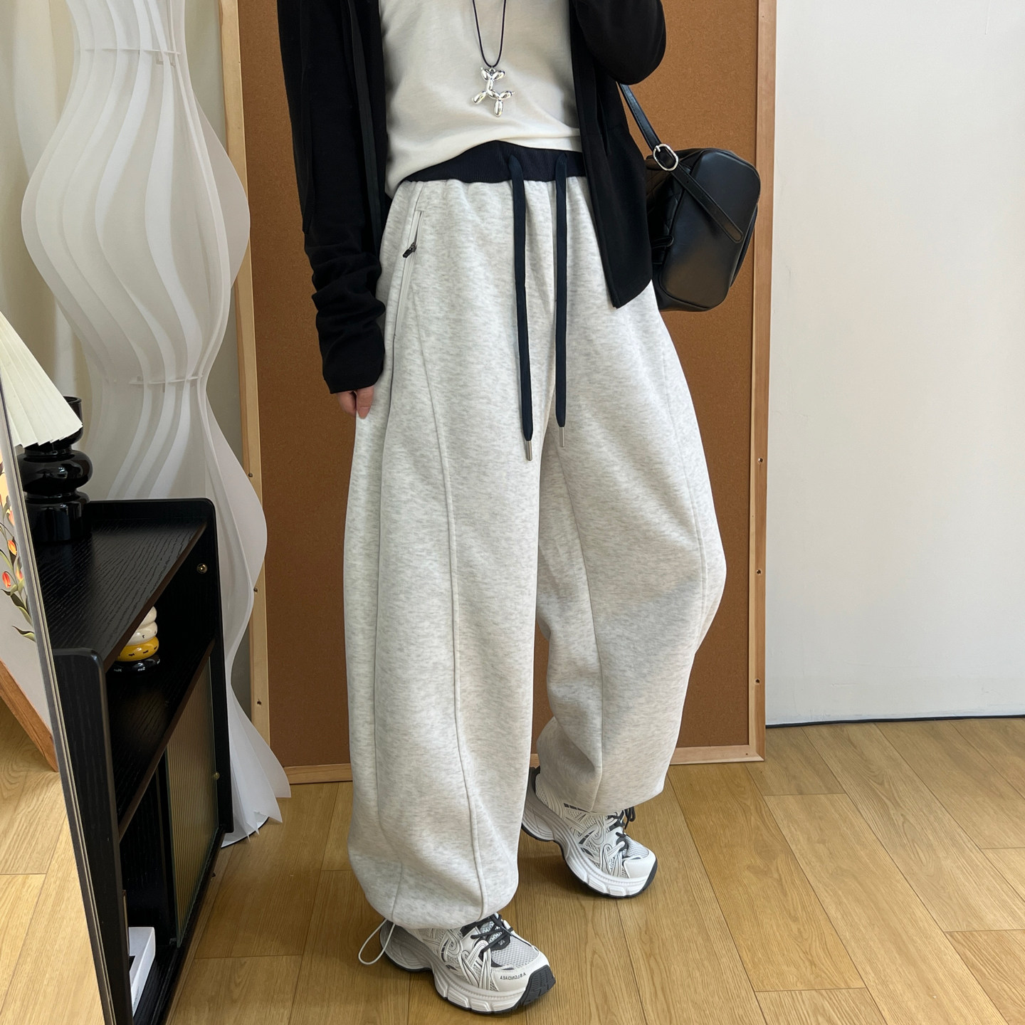 侧拉链口袋灰色加绒卫裤女秋冬加厚宽松显瘦阔腿抽绳束脚运动裤子,淘宝优惠券,粉丝福利购,淘宝优惠卷