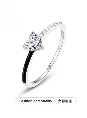 S925银爱心莫桑石戒指轻奢双色戒臂设计不掉色女戒