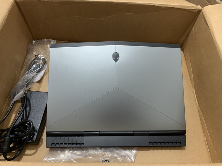 美行官翻alienware ALW15C 2758外星人游戏笔记本电脑17r5 15r4/3 - 图2