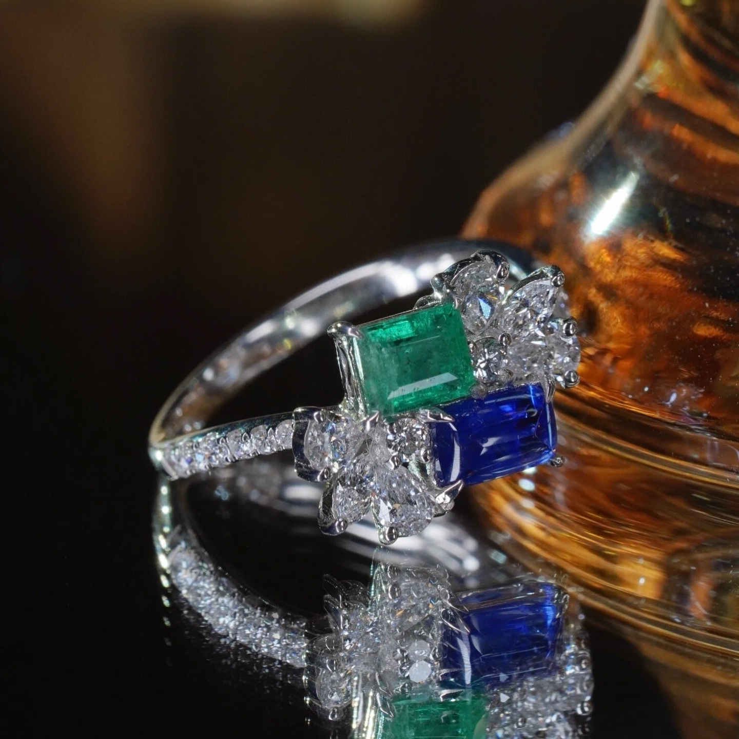 Xielong 18 gold sapphire emerald wedding ring