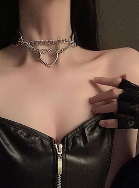 带牵引绳爱心链条项圈女