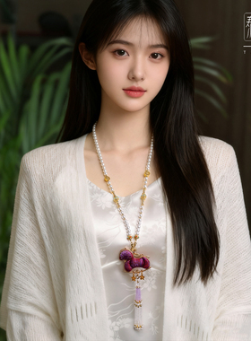 手工宋锦水晶流苏坠小马珍珠项链