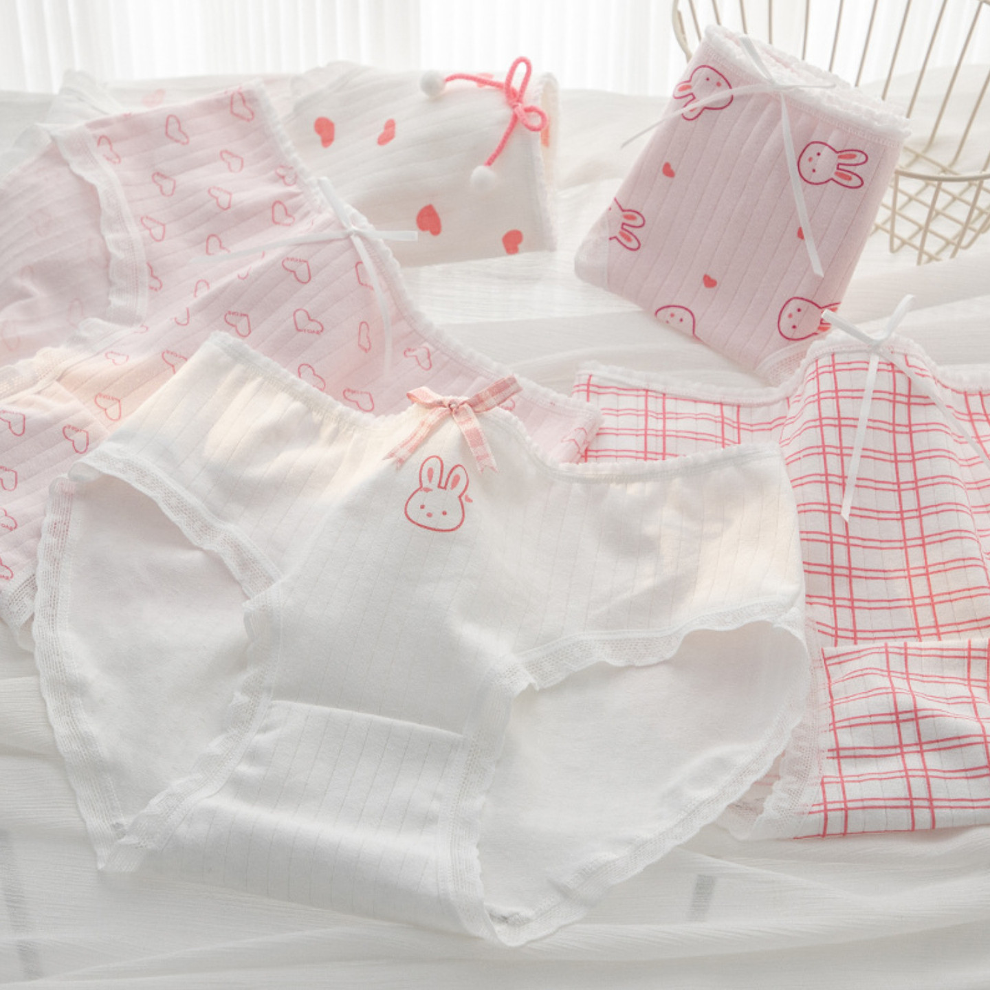 日系粉色可爱少女爱心萌兔印花内裤女 10A抗菌棉裆中腰学生三角裤,淘宝优惠券,粉丝福利购,淘宝优惠卷