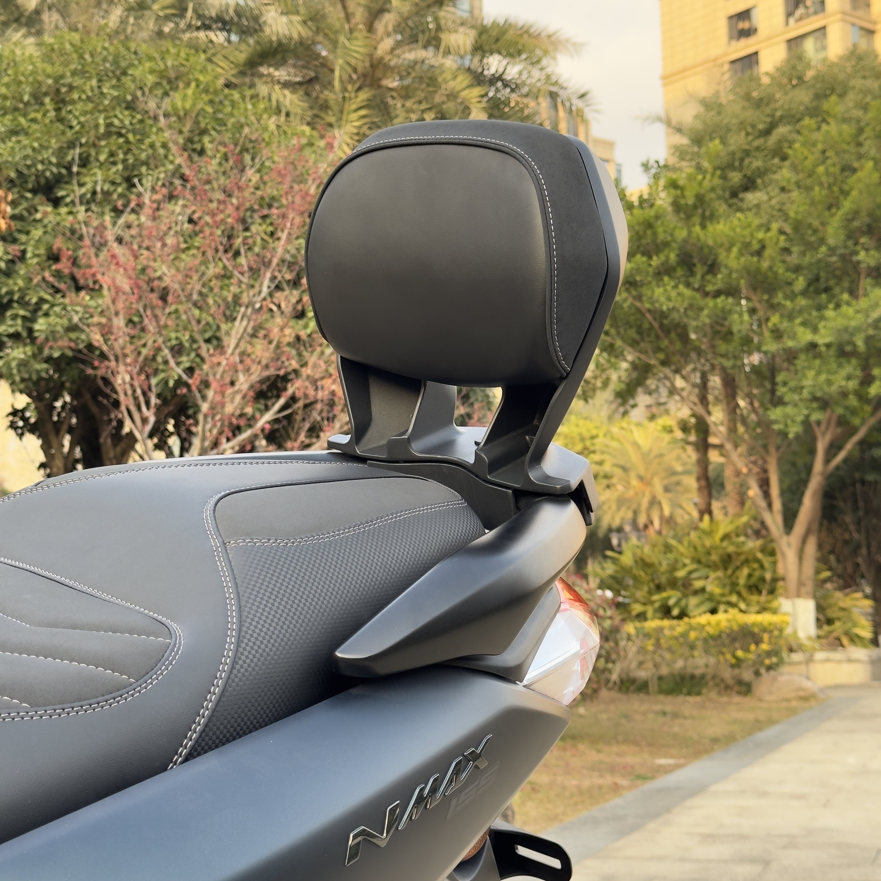 适用于15-24款雅马哈NMAX改装铝合金后靠背 NMAX155升级舒适靠背,淘宝优惠券,粉丝福利购,淘宝优惠卷