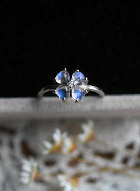 斯里兰卡宝石纯银蓝光简约风戒指