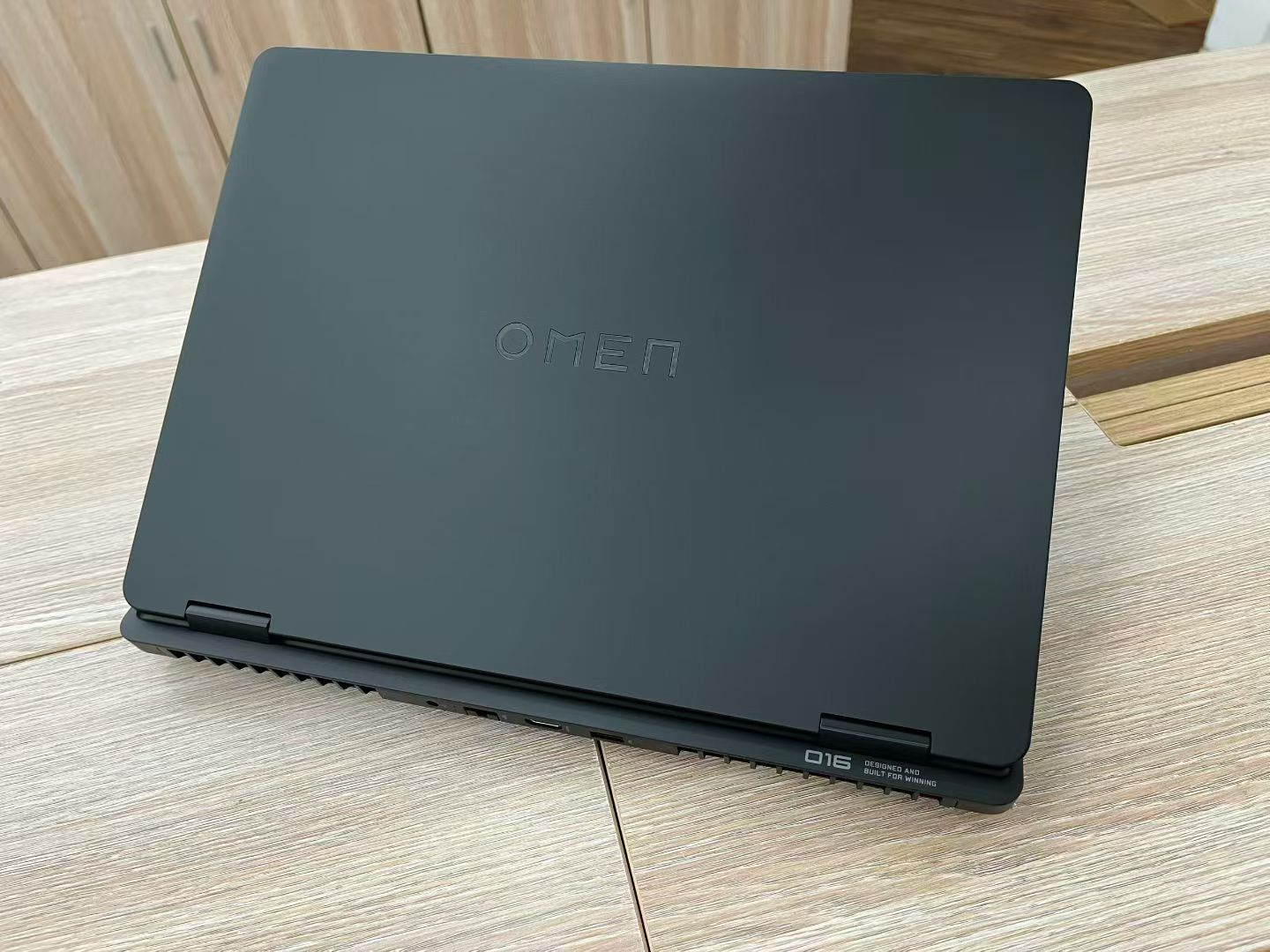 HP/惠普 OMEN暗影精灵 16-ah暗影精灵11 Rtx5060 高端游戏笔记本