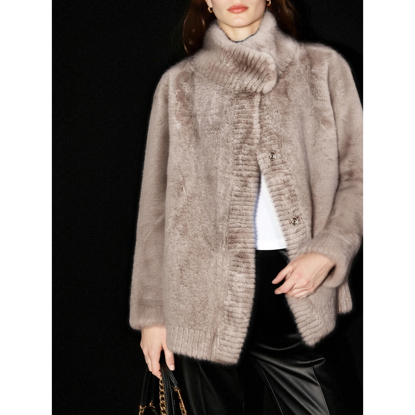 Basic House/百家好轻奢高级感环保皮草女冬季新款柔软毛茸茸外套 - 图2