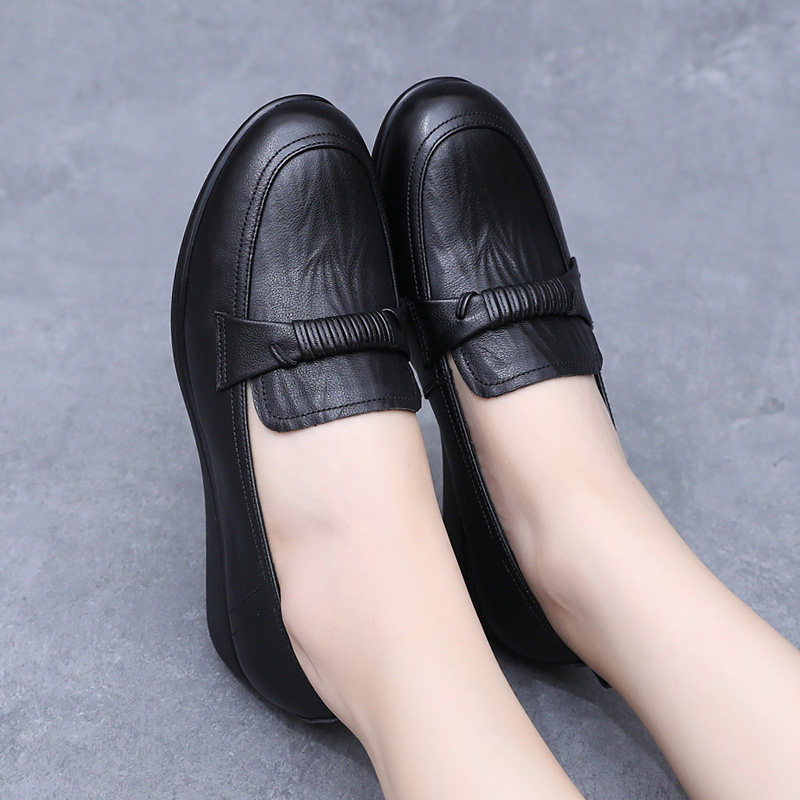 坡跟乐福鞋女真皮软底小皮鞋2025新款秋季女鞋休闲单鞋大码妈妈鞋,淘宝优惠券,粉丝福利购,淘宝优惠卷