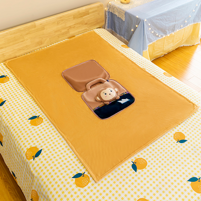 可爱抱枕被子两用卡通汽车 车载空调毯二合一办公室午睡折叠靠垫,淘宝优惠券,粉丝福利购,淘宝优惠卷