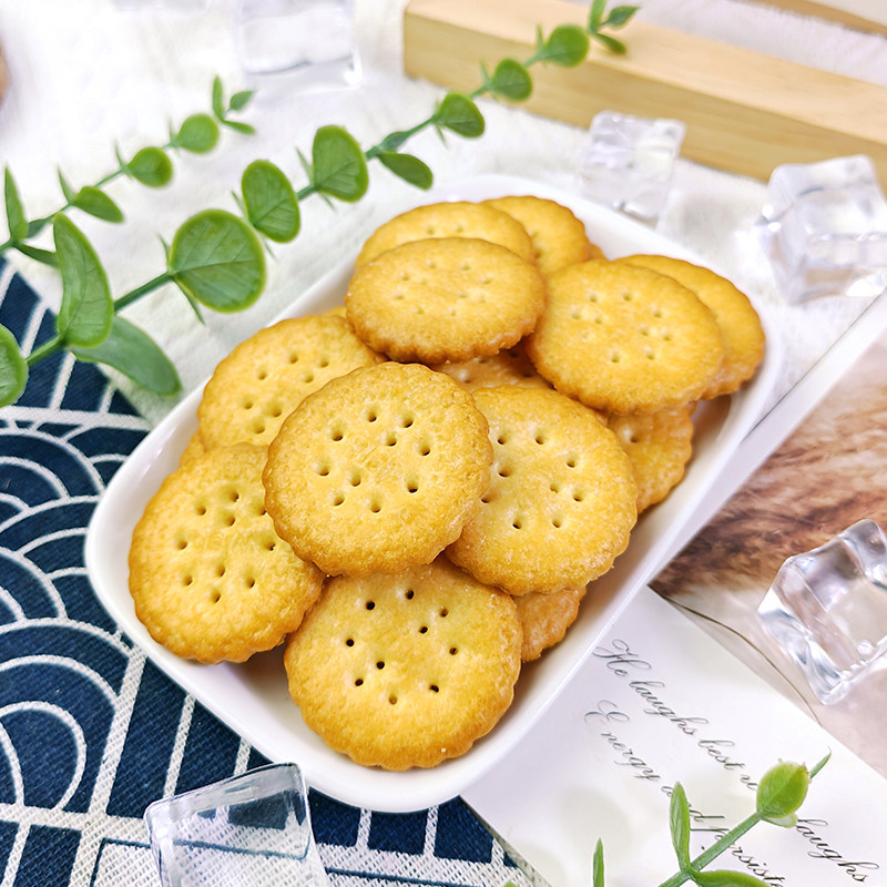 伟龙日式小圆饼干韧性酥性可可小饼非油炸休闲零食小吃儿童100g,淘宝优惠券,粉丝福利购,淘宝优惠卷