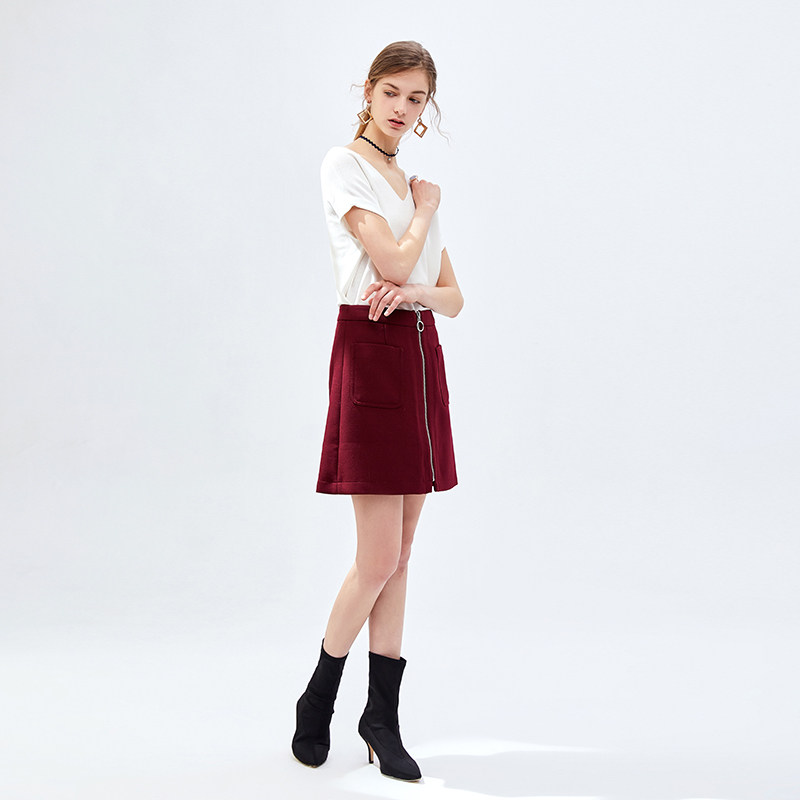 水云间薄款新款时尚气质v领针织衫 sedate毛衣