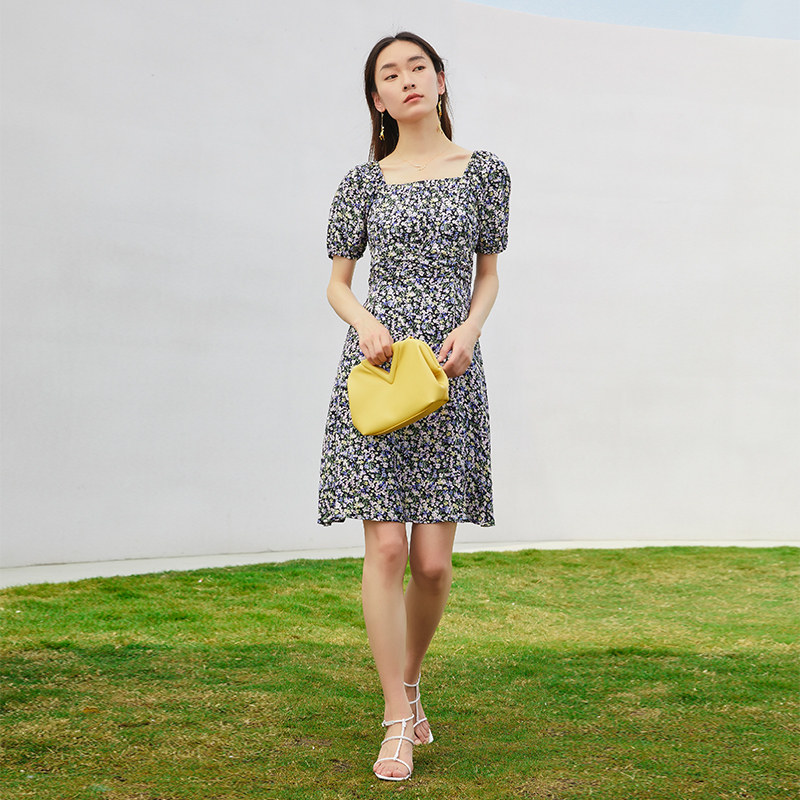 水云间方领连衣裙女2022夏中长裙子 sedate连衣裙