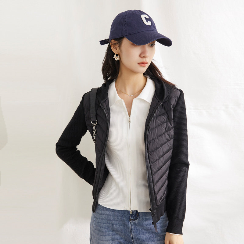 水云间2022新款舒适保暖拼接轻薄 sedate羽绒服