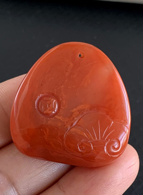 天然南红玛瑙雕刻生肖马吊坠