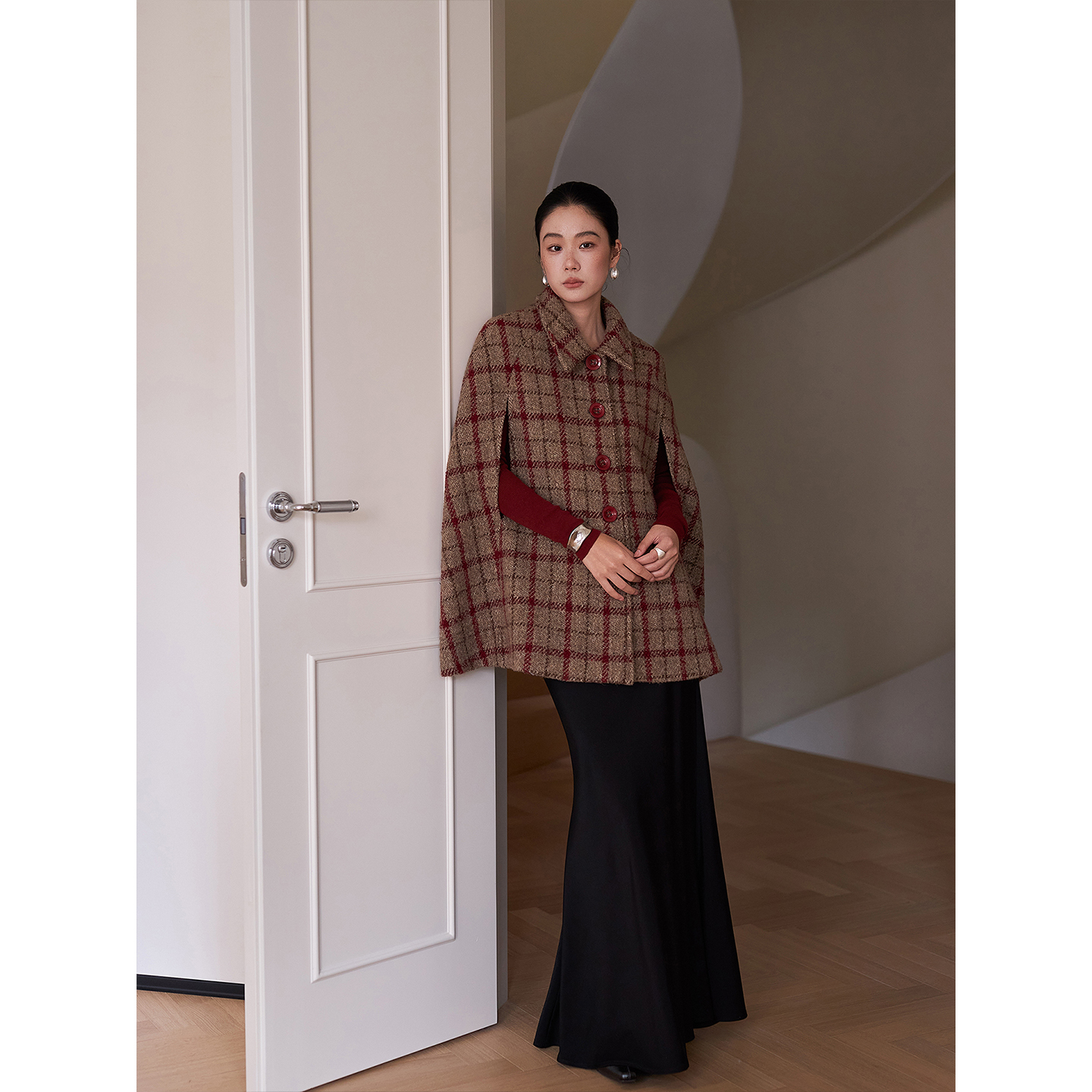 签儿新品秋冬英伦风红格纹圣诞新年羊毛斗篷大衣加厚长款毛呢外套 - 图2