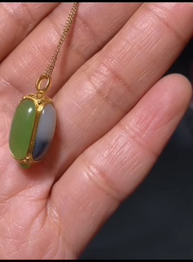 精品和田玉四时平安转运珠白玉白玉糖玉和青花组成镶18k 24×12mm