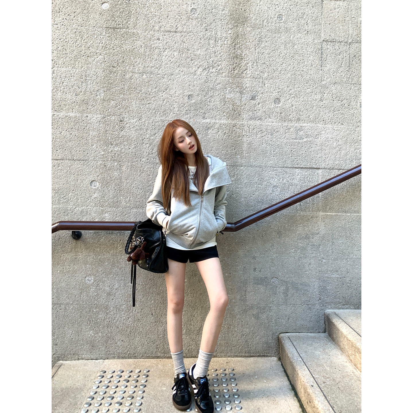 Ashy Snow「实穿系」好版型wan能百搭黑色西装短裤女高级感休闲裤 - 图1