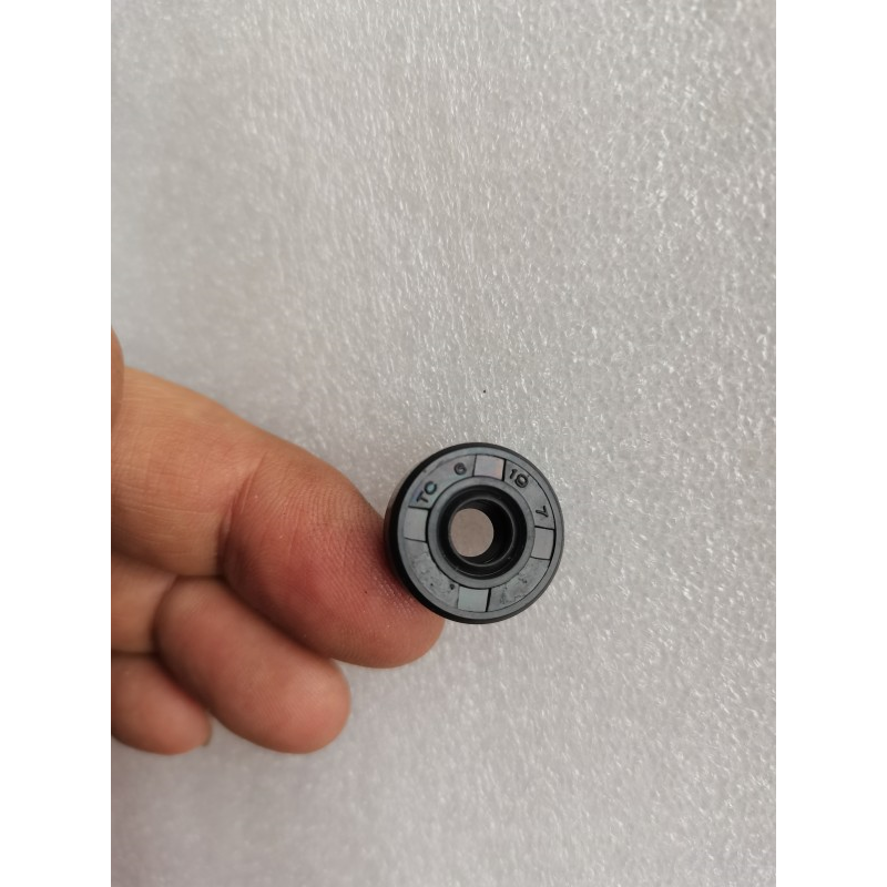 适用于铃木TR125 二冲程全车油封 发动机 大修曲轴油封 - 图2