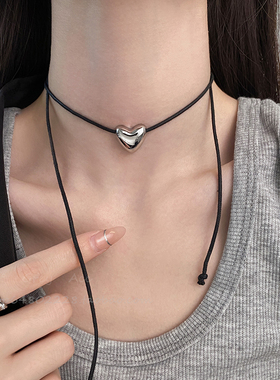 简约银色爱心皮绳项链女夏季清新抽拉式choker气质简约锁骨链颈链