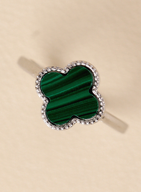 天然孔雀古幸运四叶草戒指