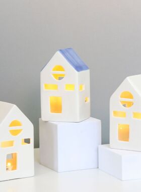 陶瓷房子镂空圣诞节LED灯烛房