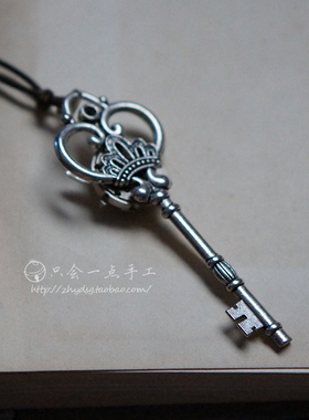 项链一点爱丽丝梦游仙境银黑色