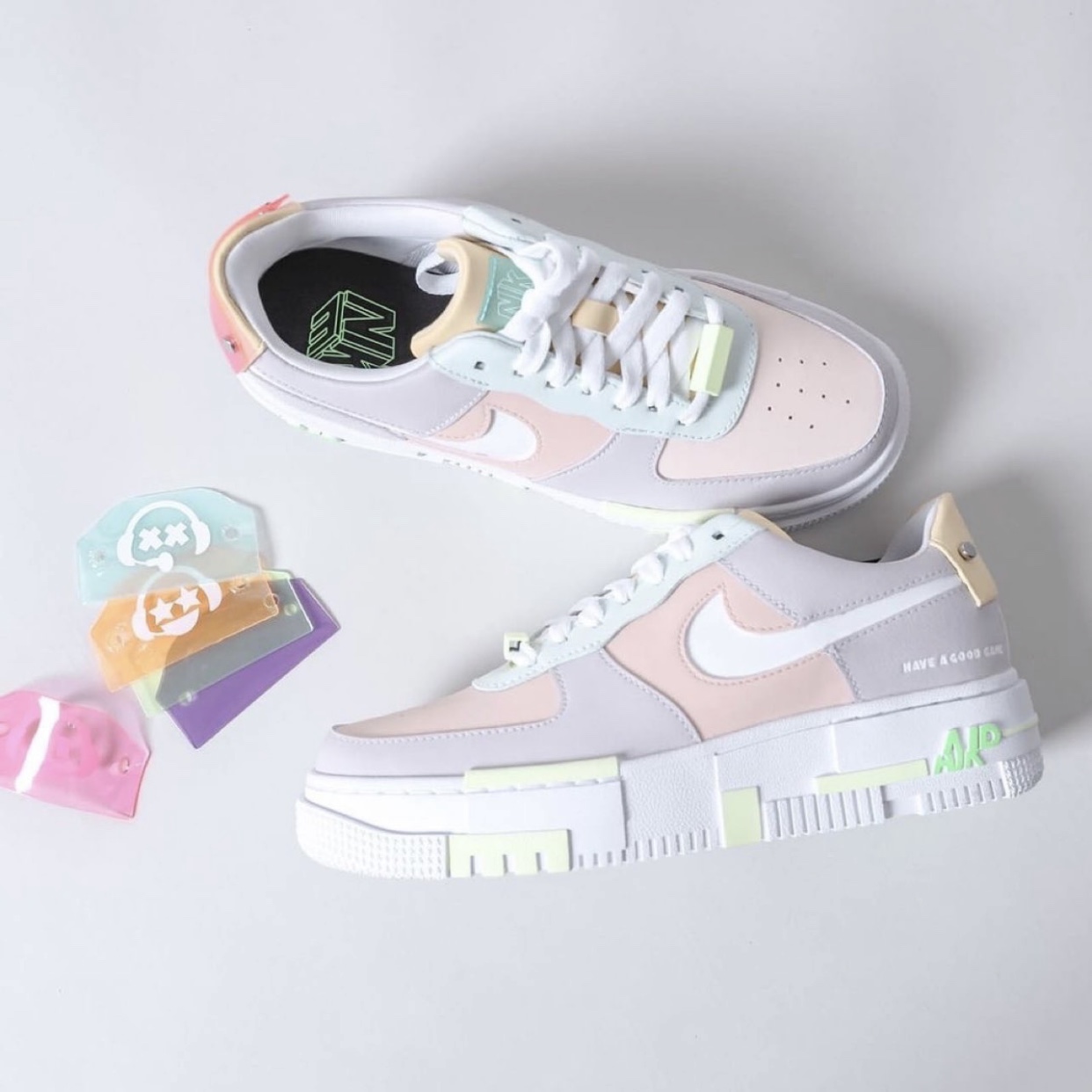 LPL X Nike Air Force 1 Pixel多色拼接荧光扣女子板鞋DO2330-511 - 图0