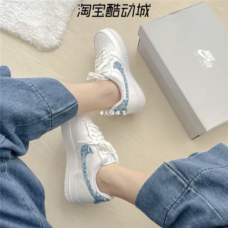 Nike耐克Air force 1空军一号白蓝腰果花女子休闲板鞋 DH4406-100-图1