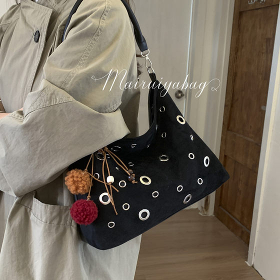 Korean style hollow niche design portable bucket tote bag