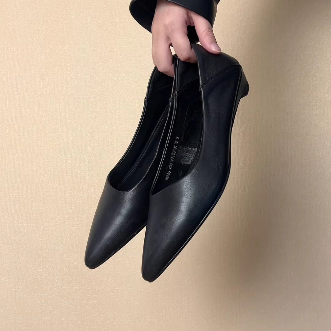 RubyL/3cm复古风棕色尖头浅口单鞋女牛皮百搭一脚蹬平底奶奶鞋,淘宝优惠券,粉丝福利购,淘宝优惠卷