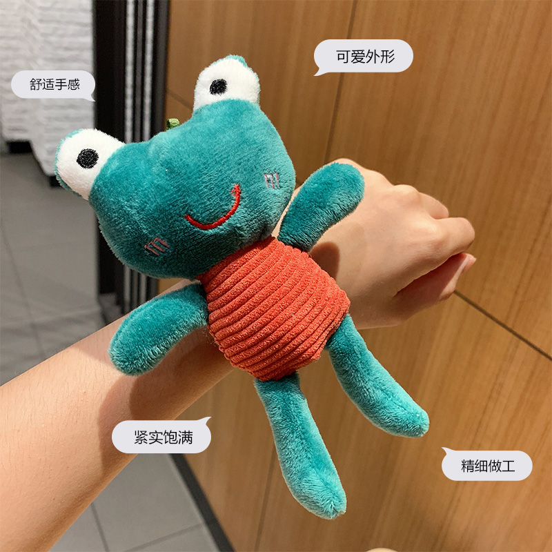 可爱毛绒啪啪圈卡通公仔拍拍带丸子头手腕熊猫婚礼抛洒娃娃手环 - 图1